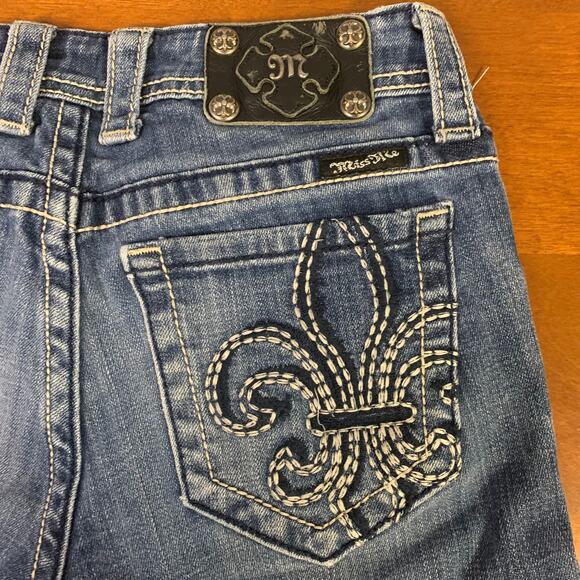 Miss Me Jeans Crop JP4369CECR Embroidered Medium Wash Sequoia Low-Rise Size 27 - Picture 8 of 9